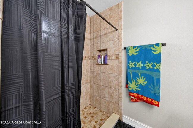 Building Photo - 377 Emerson Dr NW