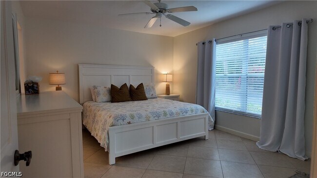 Building Photo - 509 Roma Ct