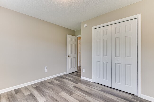 Building Photo - 4416 Hatteras Dr