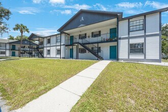 Building Photo - Newly Renovated 2 bedroom 2 bath within wa...