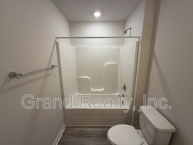 Building Photo - 4407 White Cedar Ct
