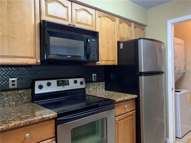 Building Photo - 232 Afton Square