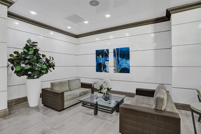 Building Photo - 19390 Collins Ave