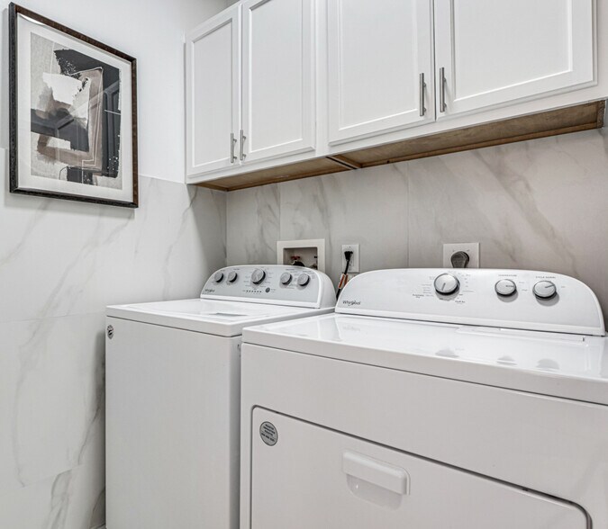 Building Photo - 225 Cypress Point Drive