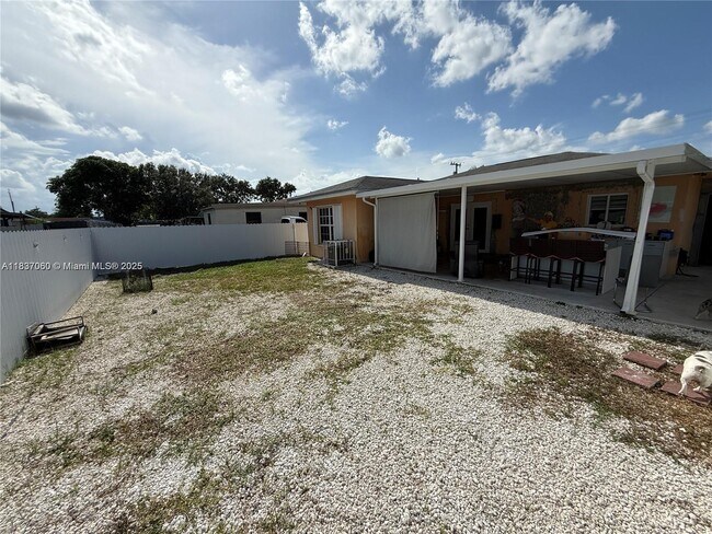 Building Photo - 1710 NW 154th St