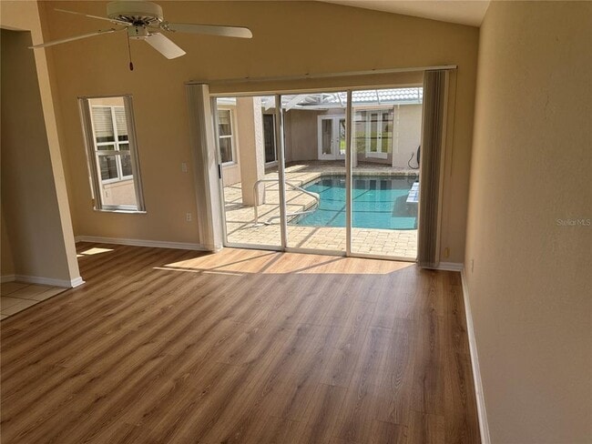 Building Photo - 2 Windward Terrace