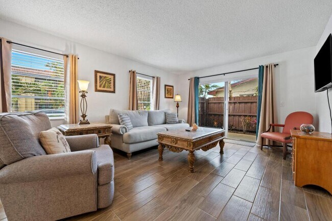 Building Photo - 308 Southwind Ct