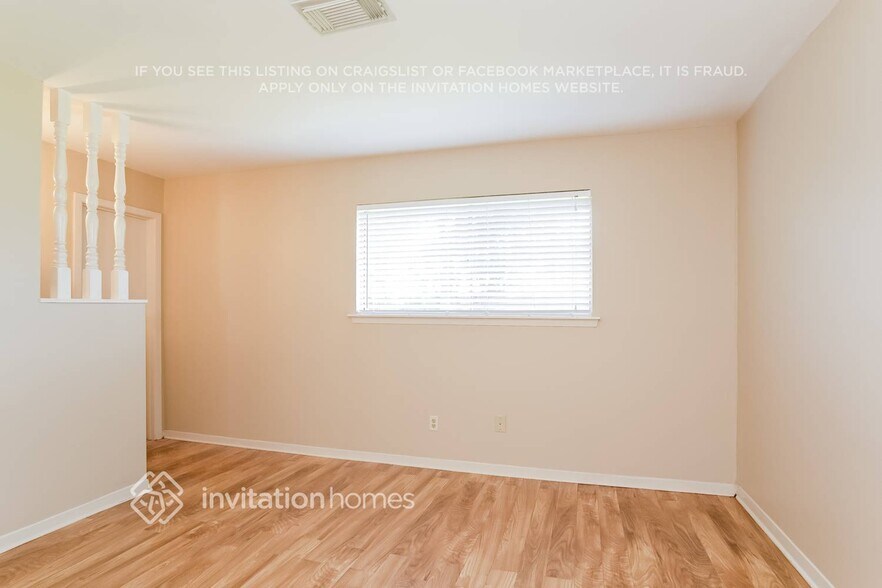 Building Photo - 10034 Antrim Ln