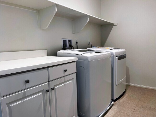 Building Photo - 2883 Villa Catalonia Ct