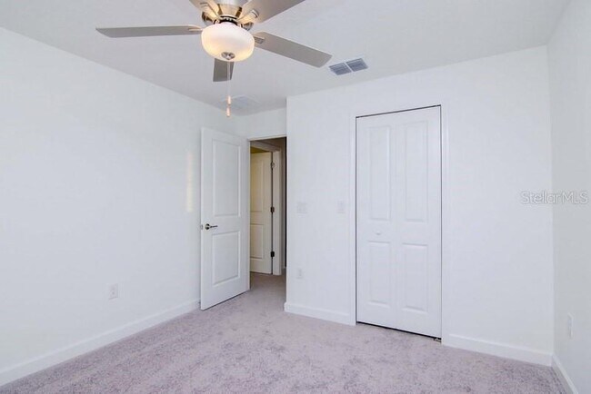 Building Photo - 3172 Bryant Park Dr