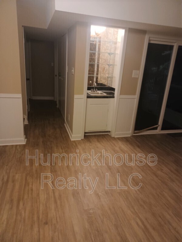 Building Photo - 1133 Molokai Dr