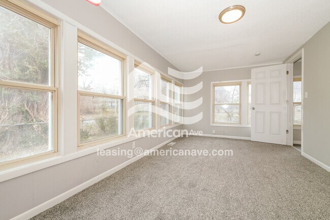 Building Photo - 7700 E 108 Terrace