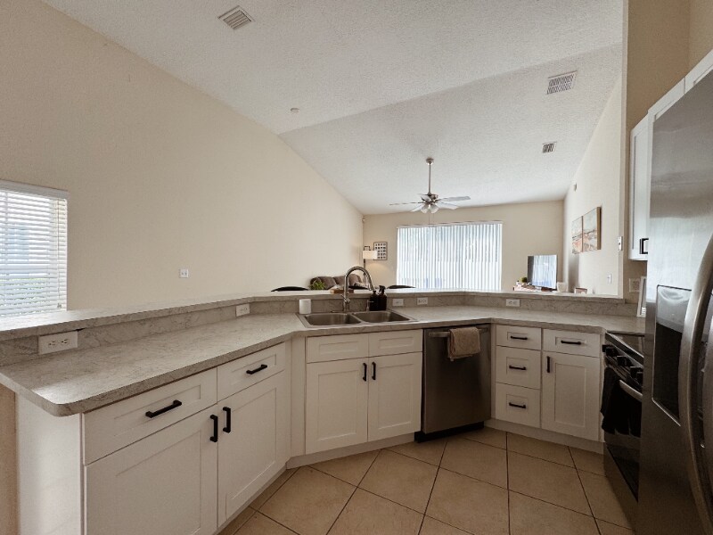 Building Photo - 2137 Winterset Dr