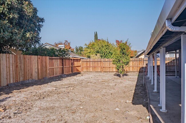 Building Photo - 5337 Saint Barts Ct