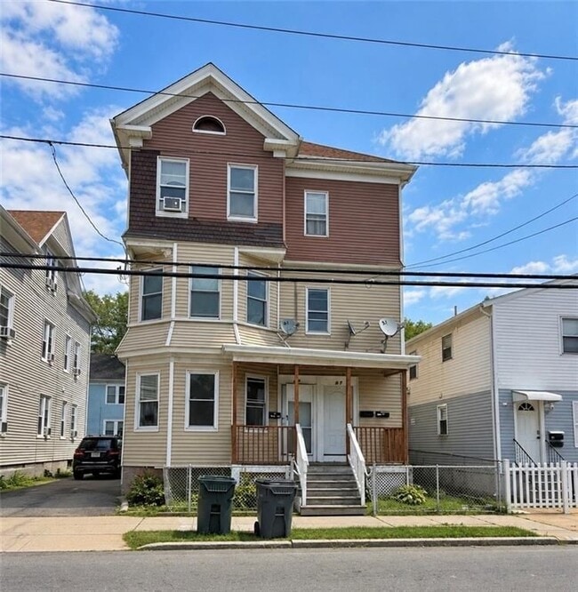 Building Photo - 109 River Ave