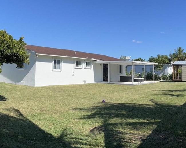 Building Photo - 16520 SW 294th Terrace