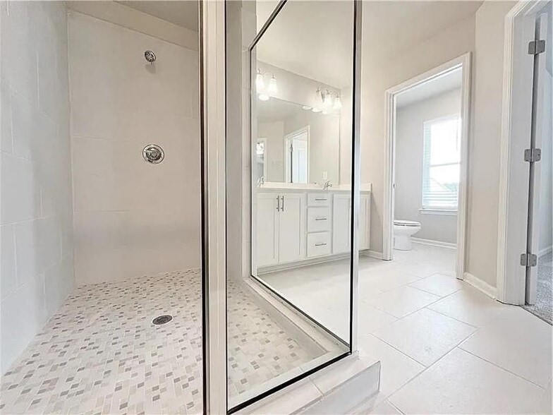 Building Photo - 5520 Rock Place Ct