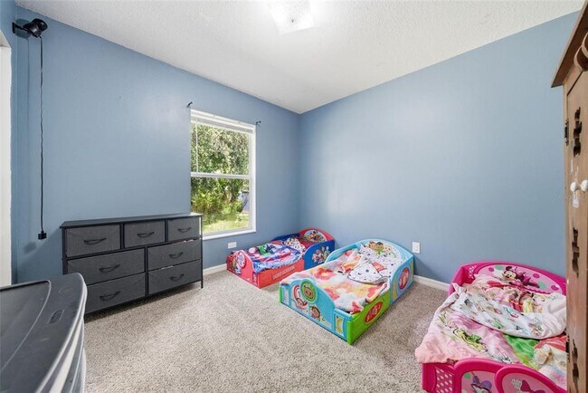 Building Photo - 1306 E Church St