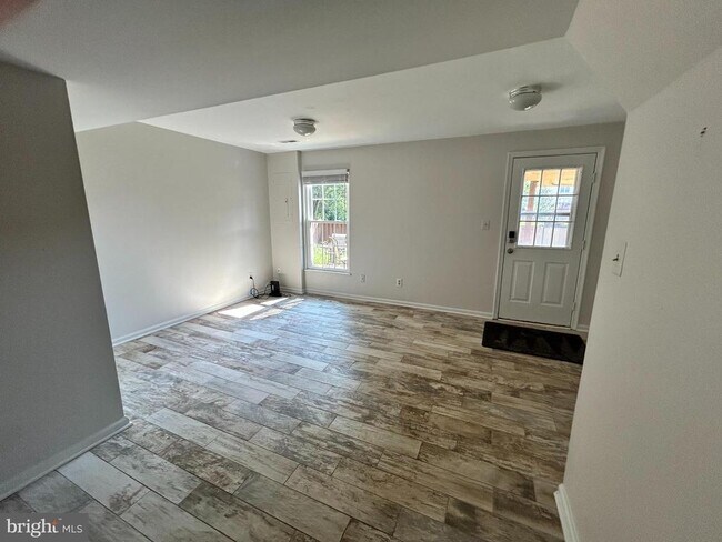Building Photo - 12679 Perchance Terrace
