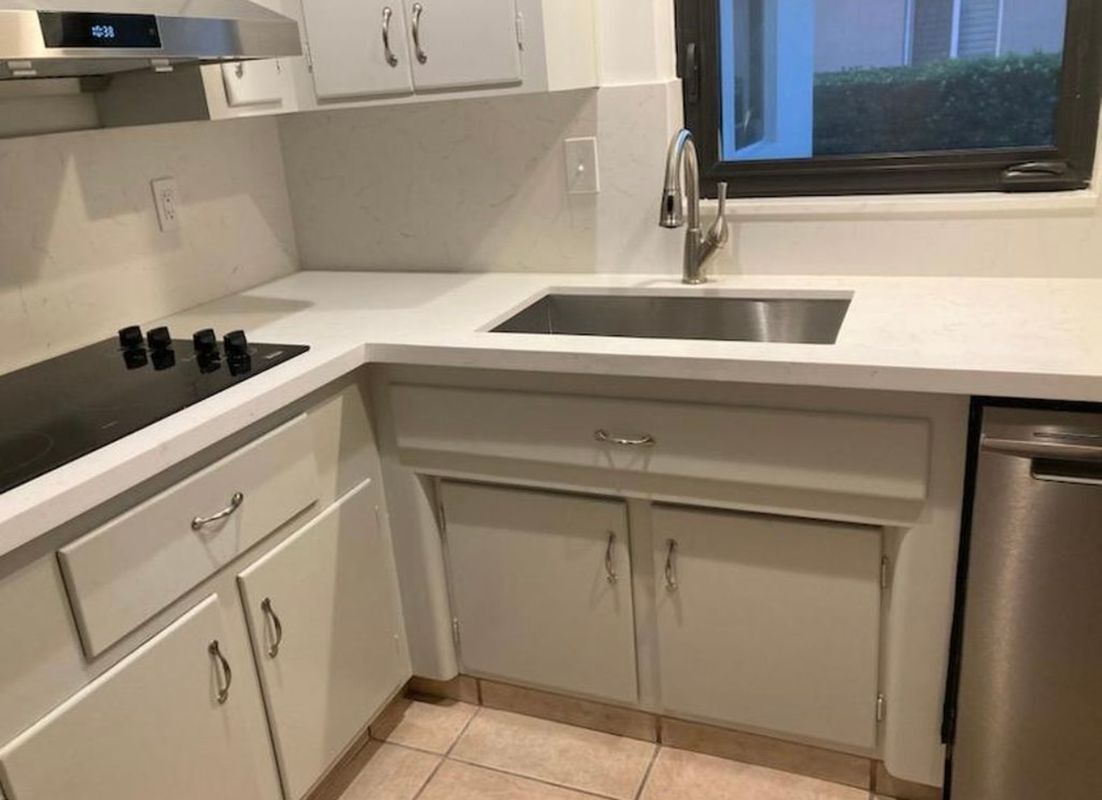 Building Photo - 607 Palermo Ave