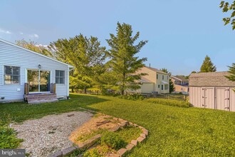 Building Photo - 8301 Whitebark Ct