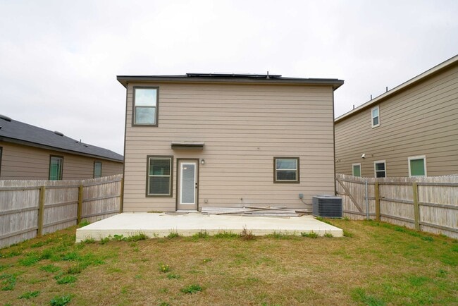 Building Photo - Beautiful Home Now Available in Miller Ran...