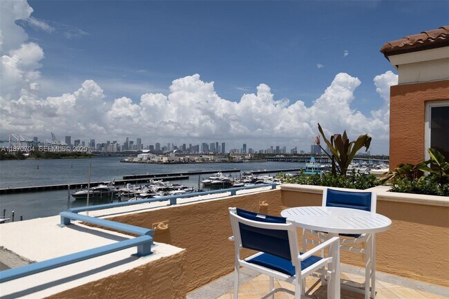 Building Photo - 90 Alton Rd