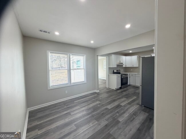 Building Photo - 1433 Midview Dr