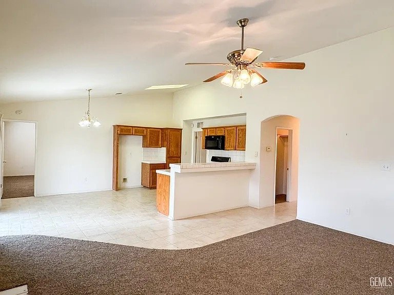 Building Photo - 10217 Polo Saddle Dr