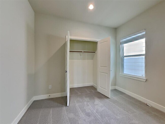 Building Photo - 2607 Quinn Ridge Way