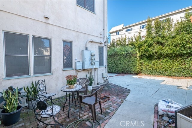 Building Photo - 1846 Holmby Ave