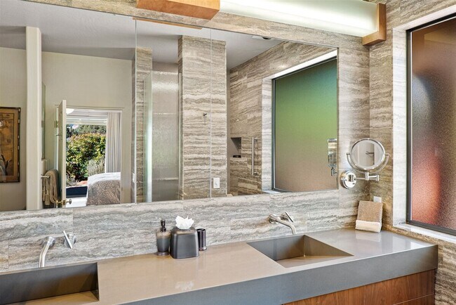 Building Photo - 160 Arroyo Seco Dr