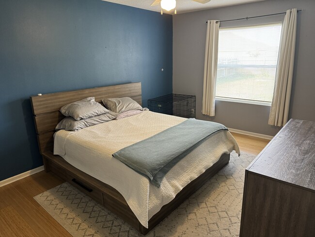 Building Photo - 442 Fillmore Ave NE