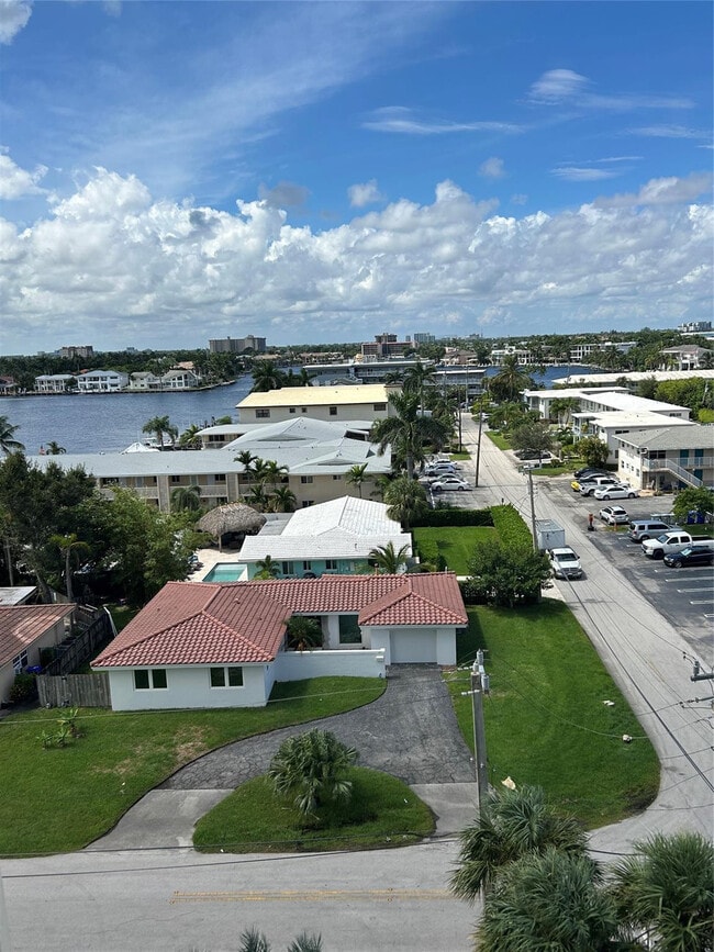 Building Photo - 1200 Hibiscus Ave