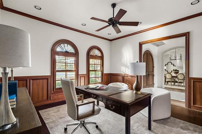 Building Photo - 5902 Saratoga Cove