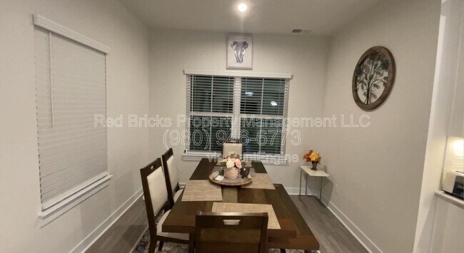 Building Photo - 10188 Harvest Gold Dr