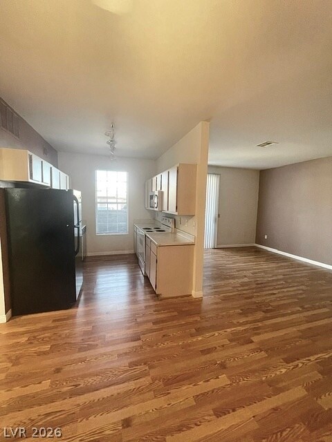 Building Photo - 231 W Horizon Ridge Pkwy