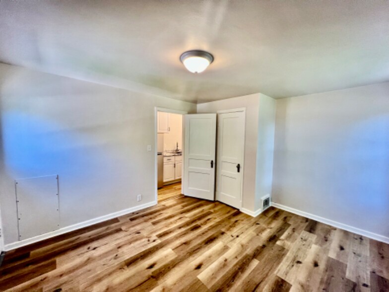 Building Photo - 1422 N 8th St
