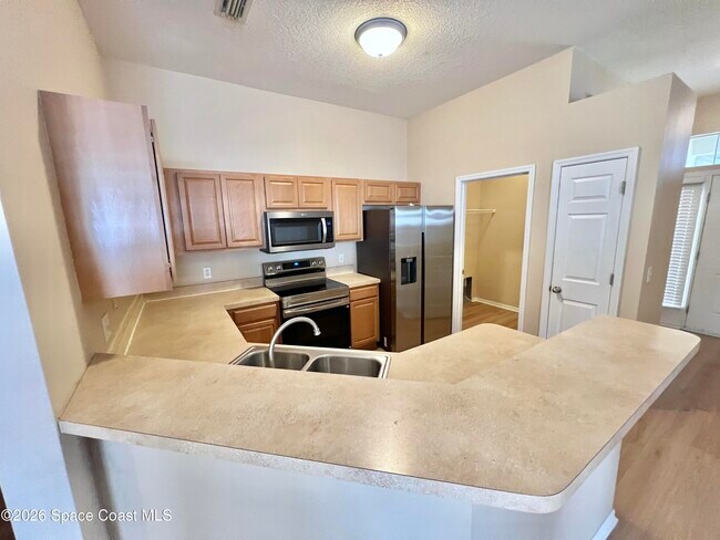 Building Photo - 441 Loxley Ct