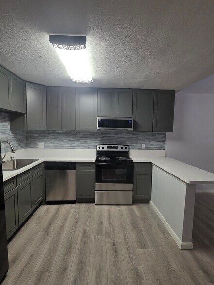 Building Photo - 5188 Greene Ln