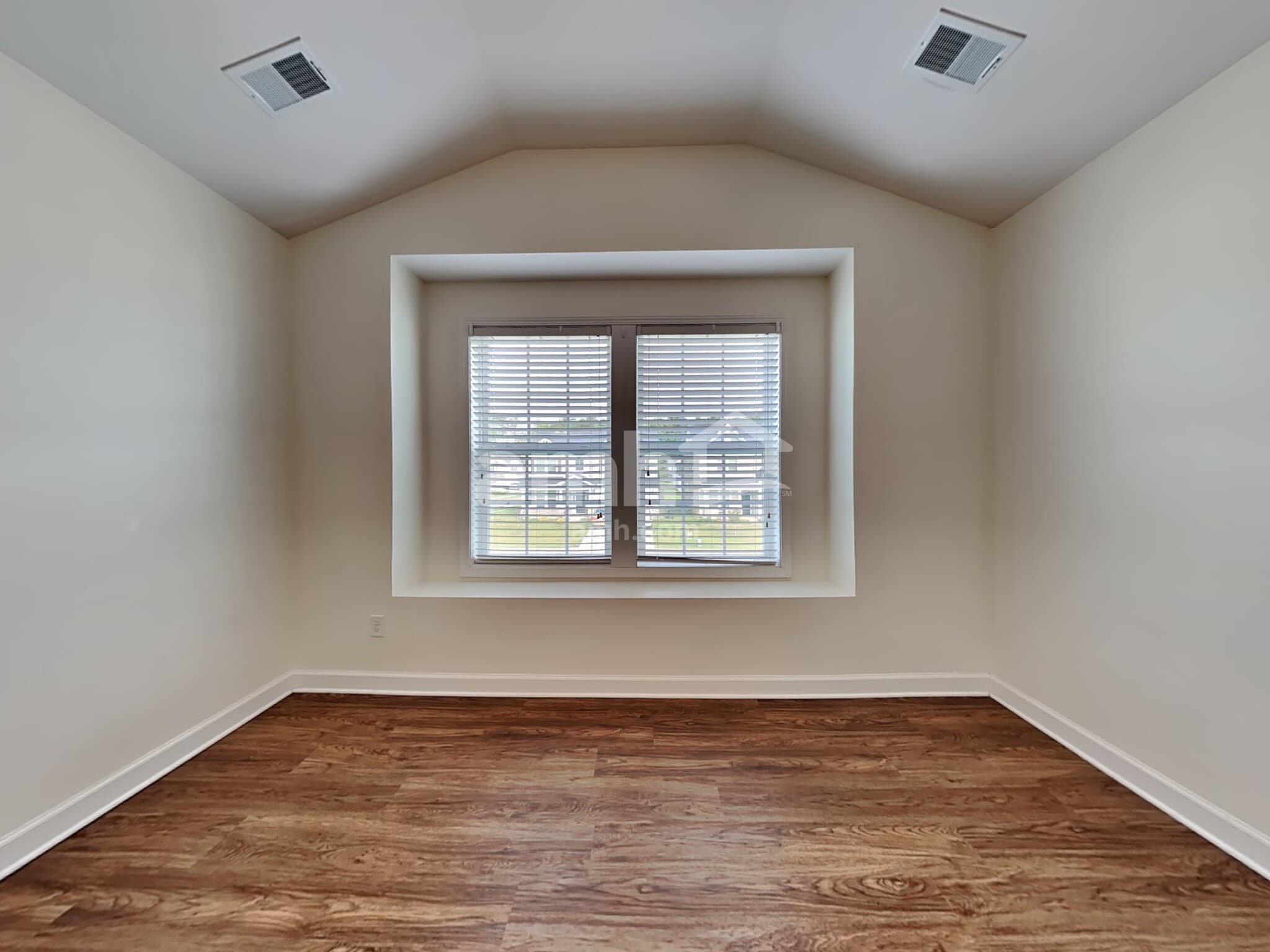 Building Photo - 531 Lateleaf Dr