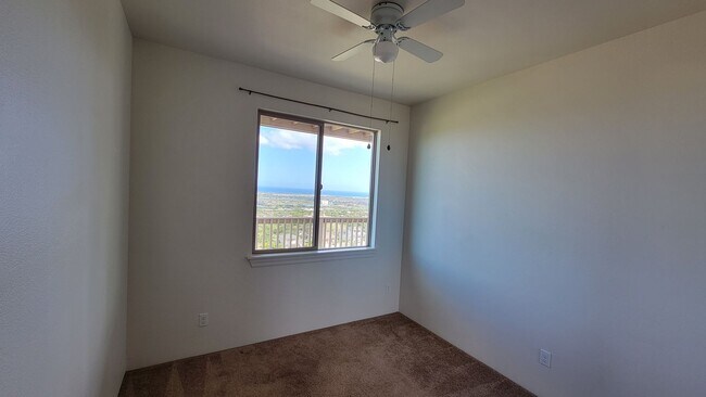 Building Photo - Kahiwelo at Makakilo 3 bedroom home for rent