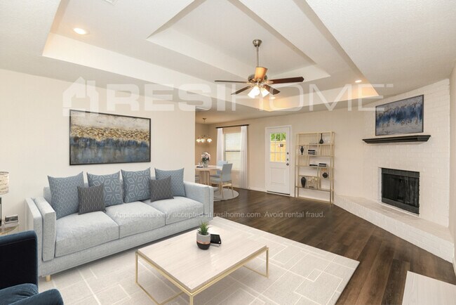 Building Photo - 623 Allencrest Dr