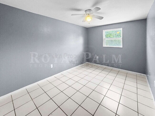 Building Photo - 6617 Warwick Cir