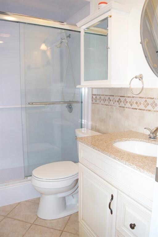 Building Photo - 5200 NE 24th Terrace