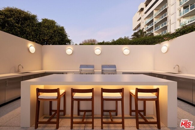 Building Photo - 101 Ocean Ave