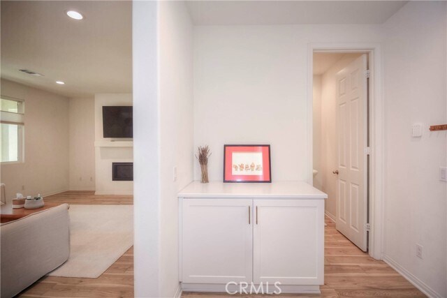 Building Photo - 24218 Hillcrest Dr