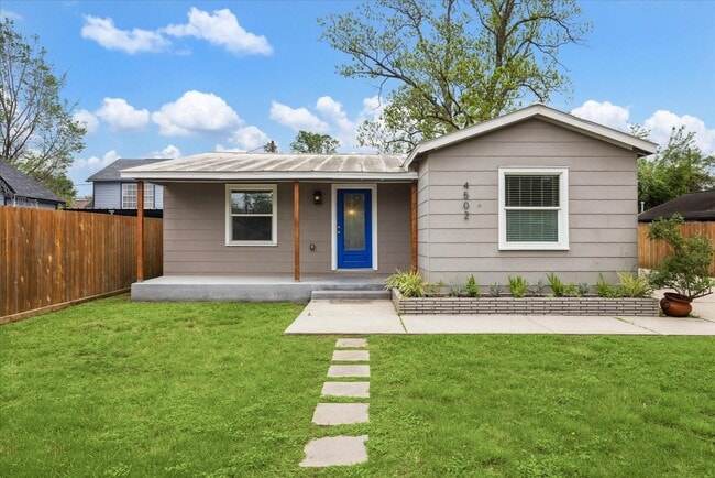 Building Photo - 4502 Hain St