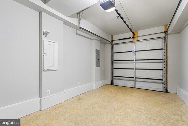 Building Photo - 14540 George Carter Way