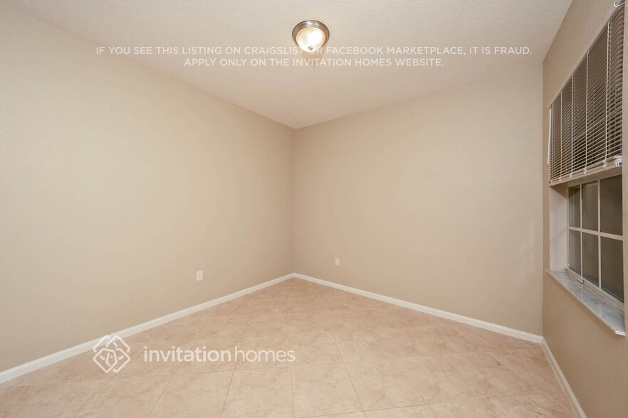 Building Photo - 7866 Jewelwood Dr